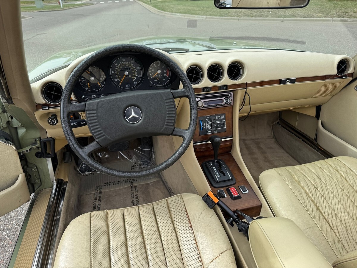 1978 Mercedes-Benz 450 SL Convertible - photo 10