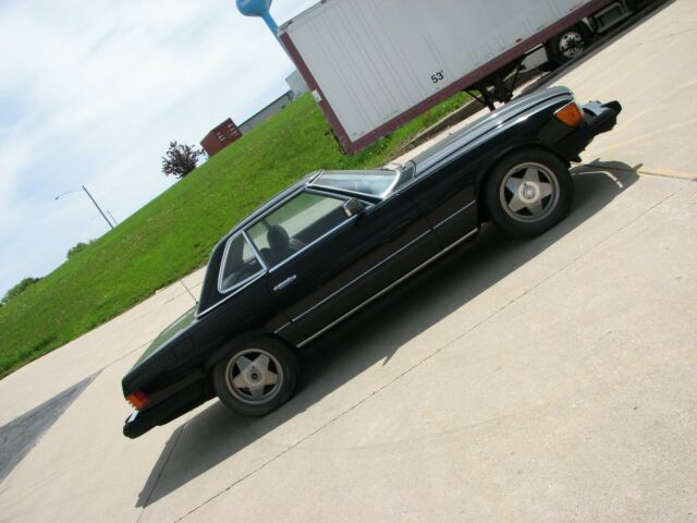 1978 Mercedes-Benz SL-Class CONVERTIBLE - photo 4