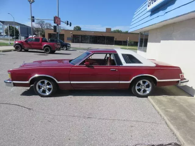 1978 Mercury Cougar XR-7 shared body with Ford Thunderbird 1978 Mercury Cougar XR-7