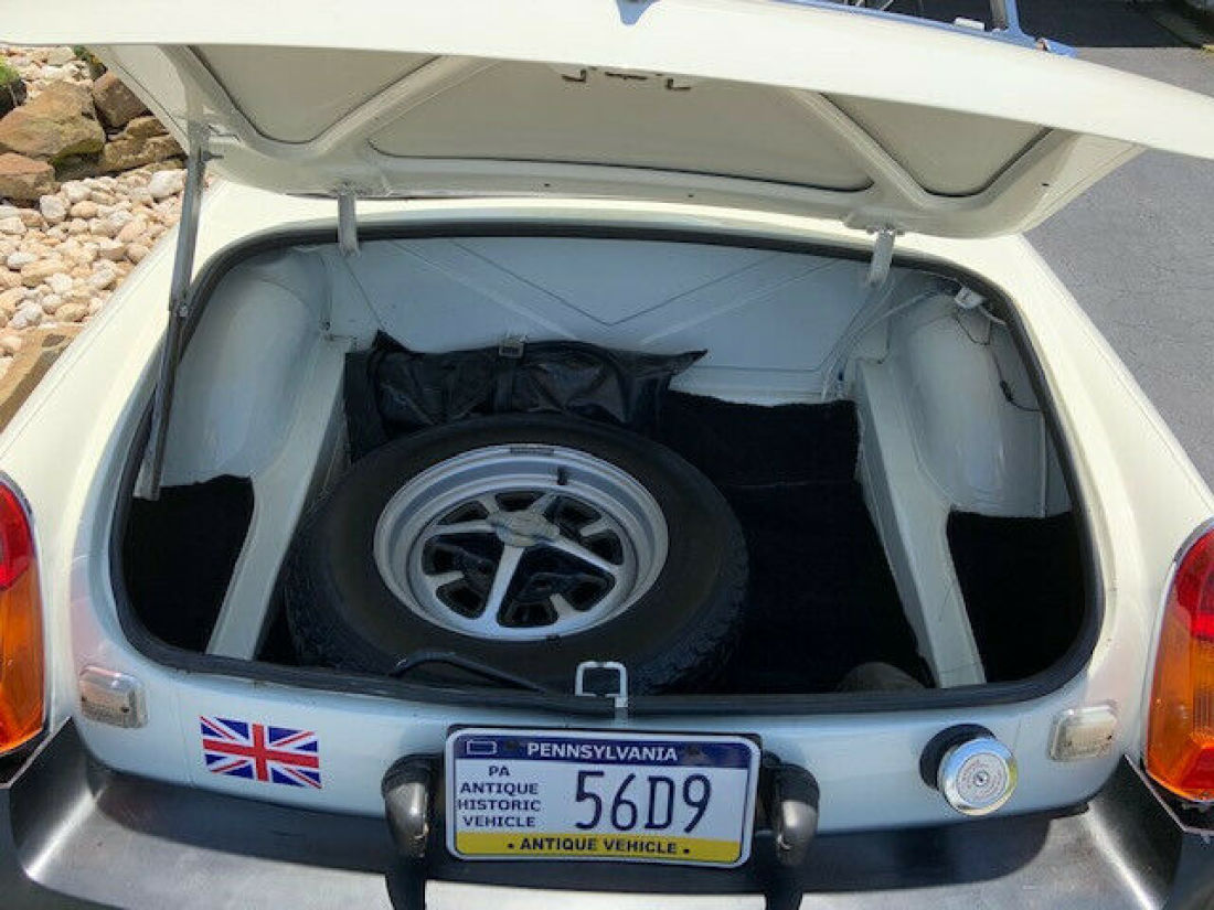 1978 MG MGB 2 door - photo 2