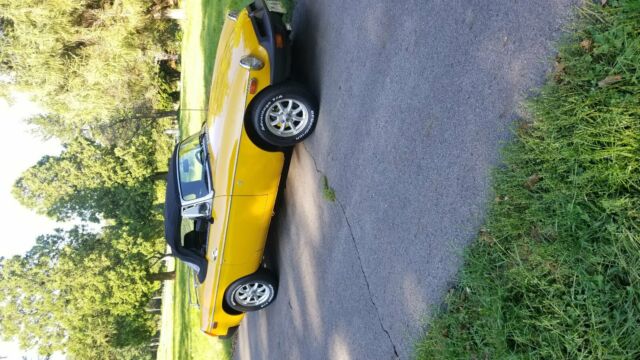 1978 MG MGB ROADSTER 2 DOOR - photo 2