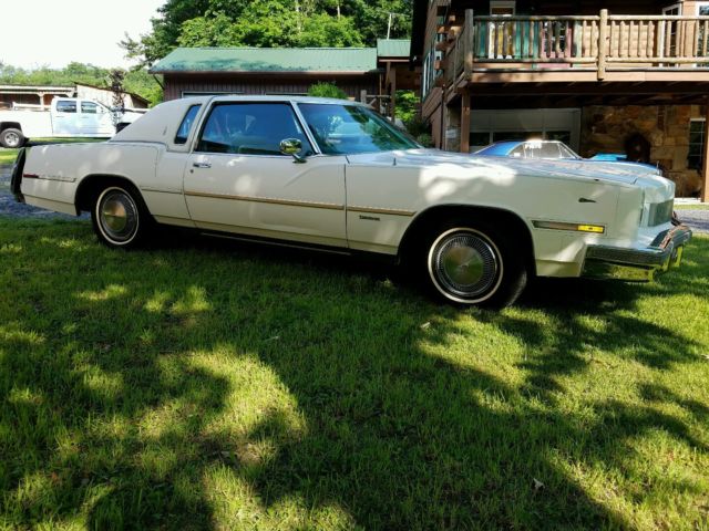 1978 Oldsmobile Toronado Brougham - photo 9