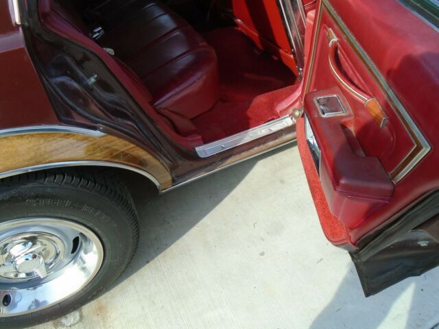 1978 Oldsmobile Custom Cruiser deluxe - photo 11