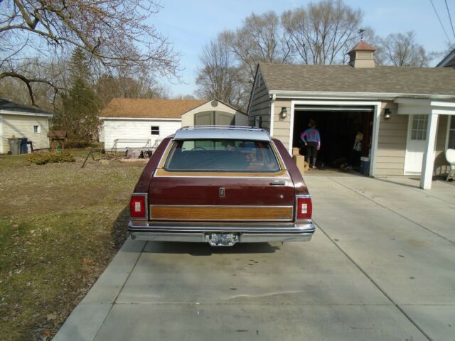 1978 Oldsmobile Custom Cruiser deluxe - photo 5