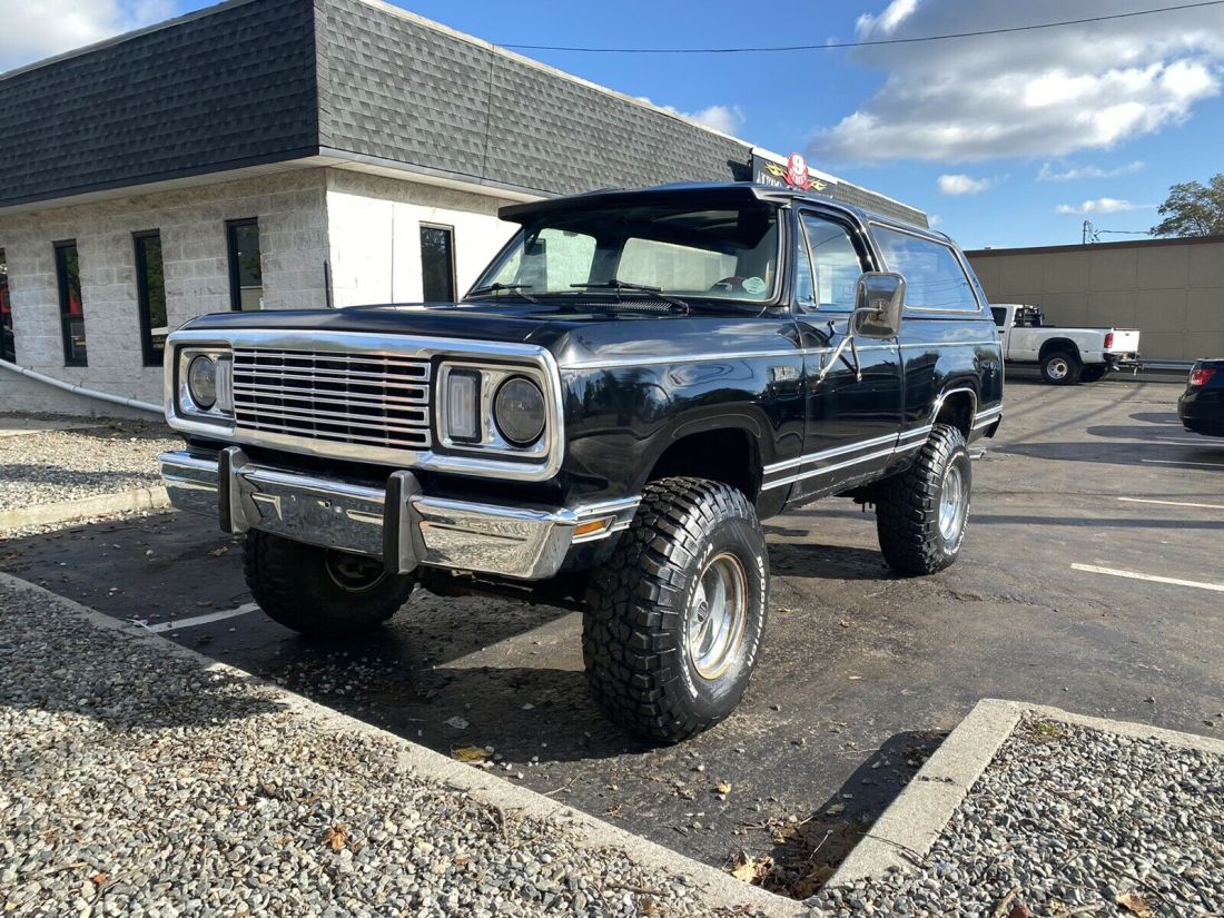 1978 Plymouth Trail Duster sport - photo 11