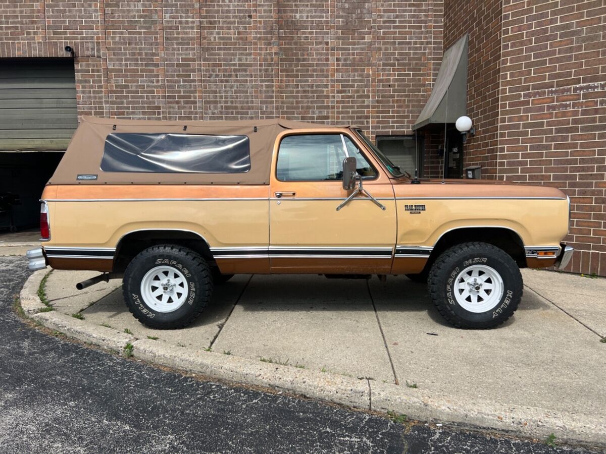 1978 Plymouth Trailduster Sport - AC - photo 8