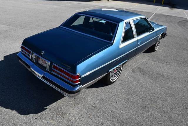 1978 Pontiac Bonneville Brougham - photo 4