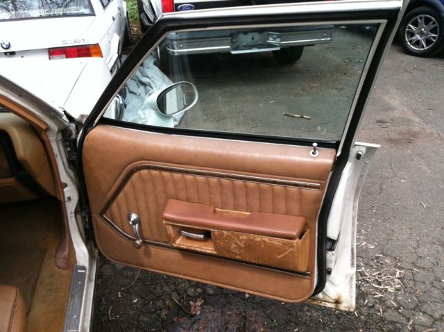 1978 Pontiac Catalina Safari Wagon 4-Door - photo 13