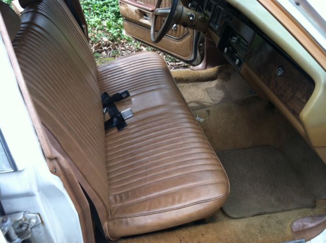 1978 Pontiac Catalina Safari Wagon 4-Door - photo 9