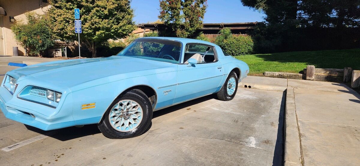 1978 Pontiac Firebird Coupe Blue RWD Automatic esprit 1978 Pontiac Firebird esprit