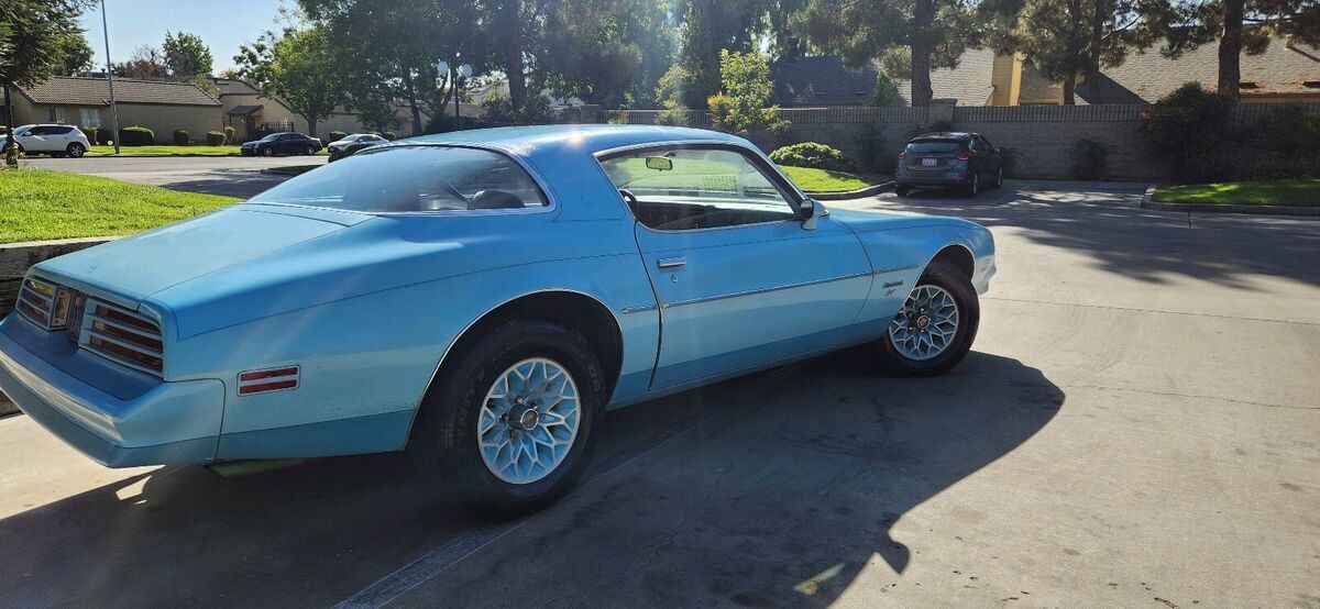 1978 Pontiac Firebird esprit - photo 2