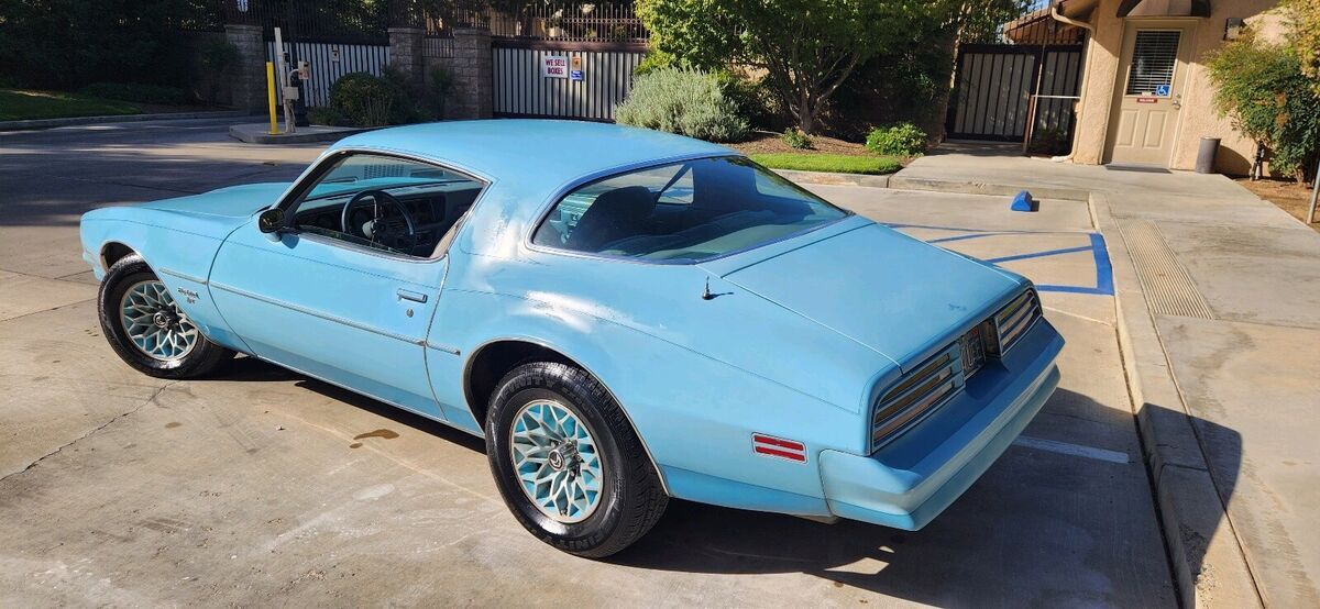 1978 Pontiac Firebird esprit - photo 3