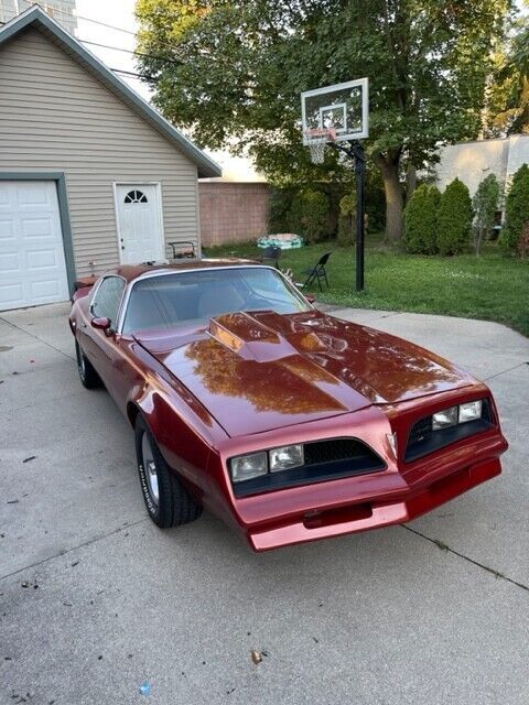 1978 Pontiac Firebird Esprit 2dr Hardtop Coupe 8-cyl. w/ Sunroof 1978 Pontiac Firebird