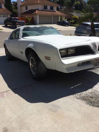 1978 Pontiac Firebird Esprit Coupe 2-Door 5.7L 1978 Pontiac Firebird