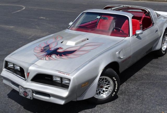 1978 Pontiac Firebird Trans Am Coupe 2-Door - photo 2