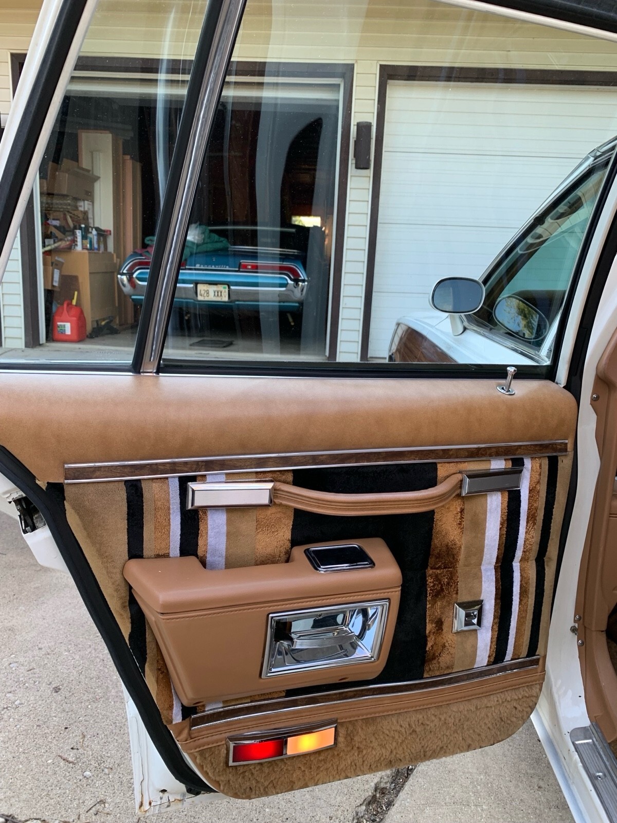 1978 Pontiac Grand Safari 6.6 Grand Safari - photo 10