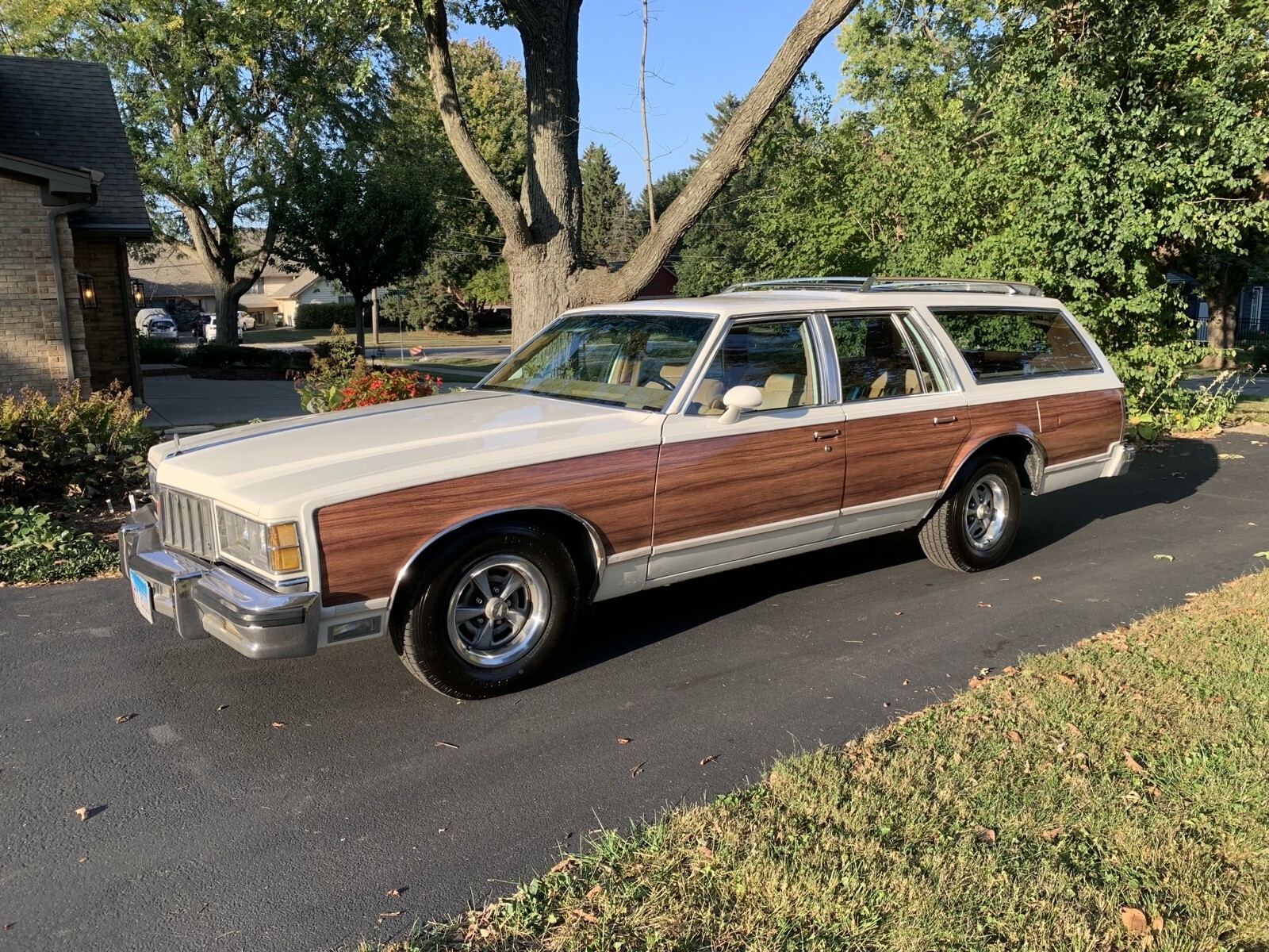 1978 Pontiac Grand Safari 6.6 Grand Safari - photo 2
