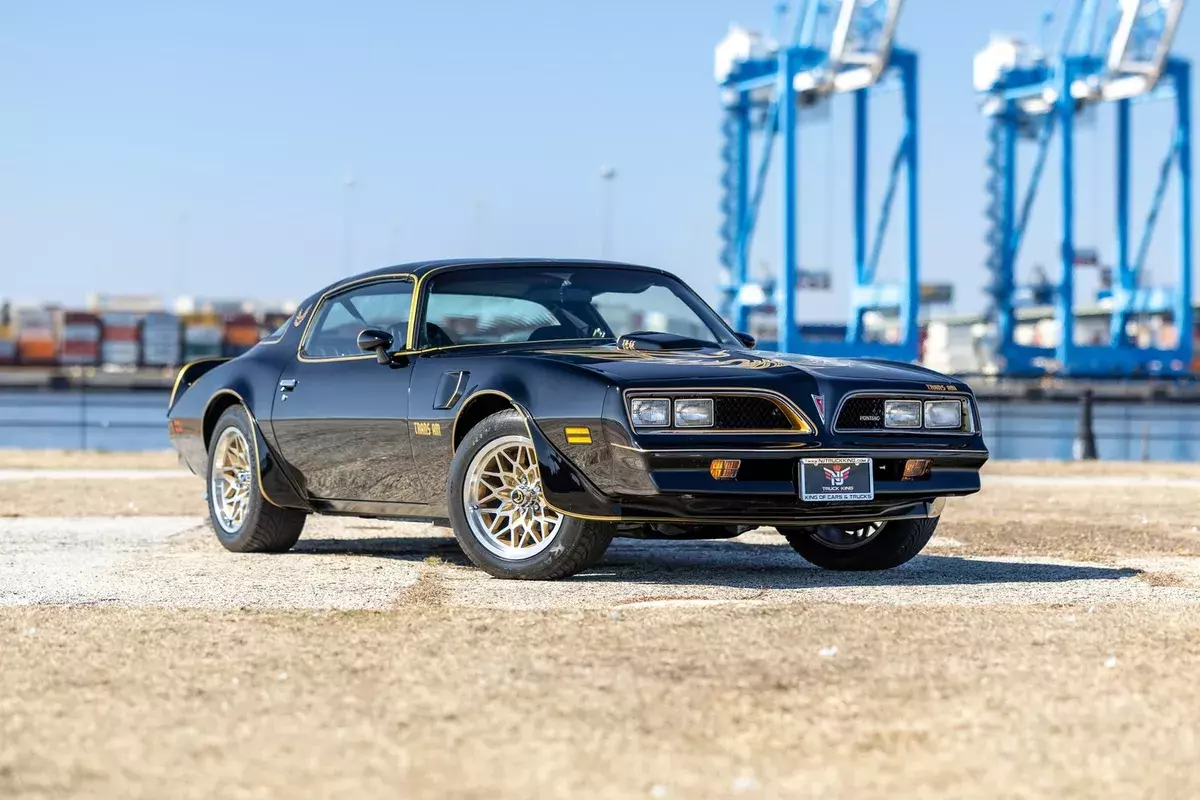1978 PONTIAC TRANS AM 29K MILES ALL ORIGINAL 1 REPAINT 6.6 V8 AUTOMATIC JUST WOW 1978 Pontiac Trans Am