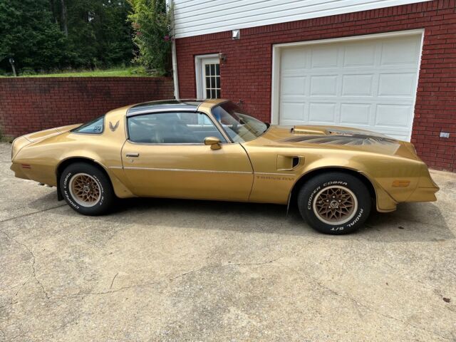 1978 Pontiac Trans Am Coupe Brown RWD Automatic trans am. y88 special edition. 1978 Pontiac Trans Am trans am. y88 special edition.