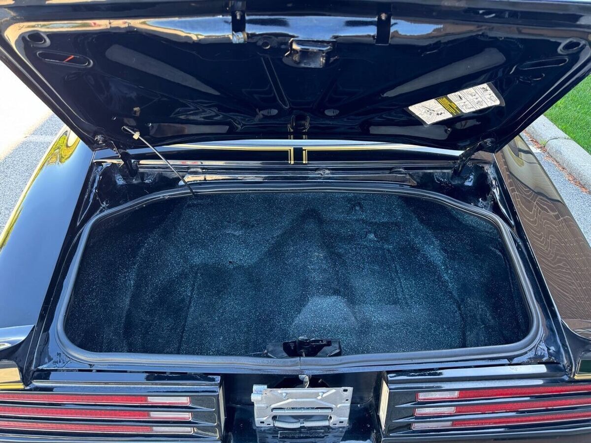 1978 Pontiac Trans Am REAL Z CODE 400CID AUTO FRESH PAINT BLACK GOLD - photo 6