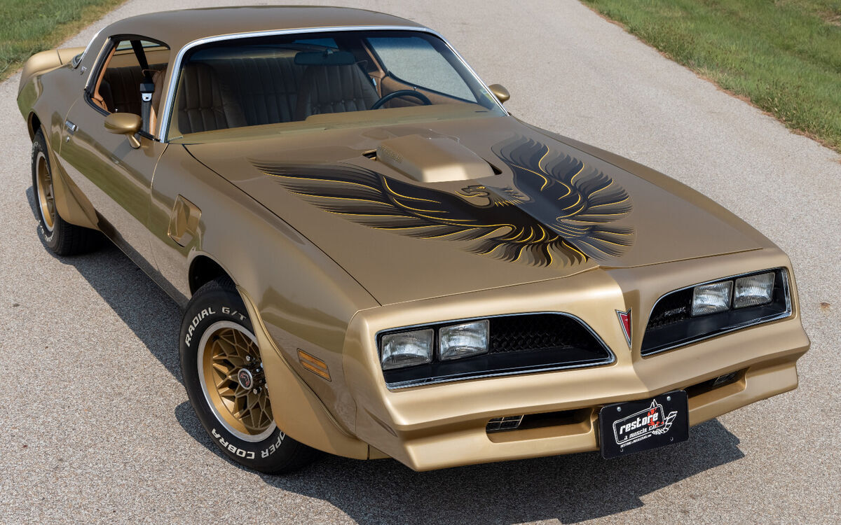 1978 Pontiac Trans Am WS6, 400ci, Auto, AC, Only 4.7k mile, Solar Gold - photo 2