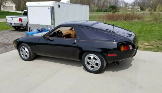 1978 Porsche 928 5 Speed Manual Early car #256 1978 Porsche 928