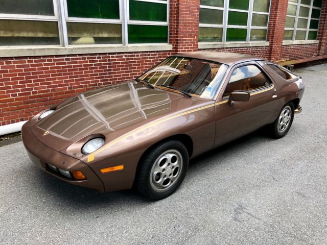 1978 Porsche 928, manual, original paint 1978 Porsche 928 Coupe