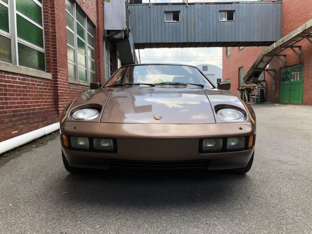1978 Porsche 928 Coupe - photo 2