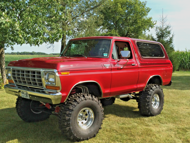 1978 Ford Bronco Red - photo 2