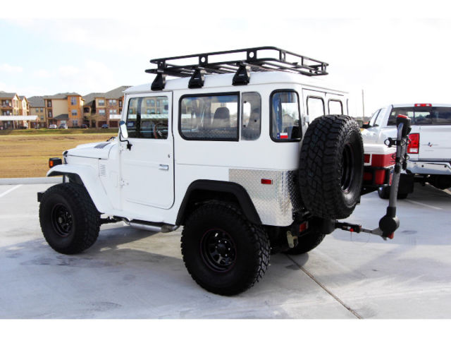 1978 Toyota Land Cruiser FJ 40 - photo 4