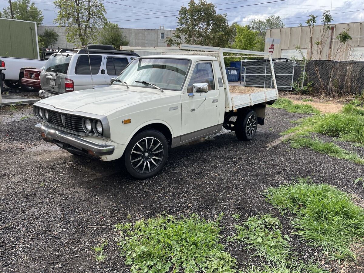 1978 Toyota Hilux sr5 - photo 2