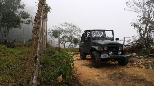 1978 Toyota Land Cruiser BJ40 - photo 2