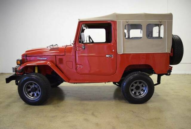 1978 Toyota Land Cruiser FJ 40 - photo 5
