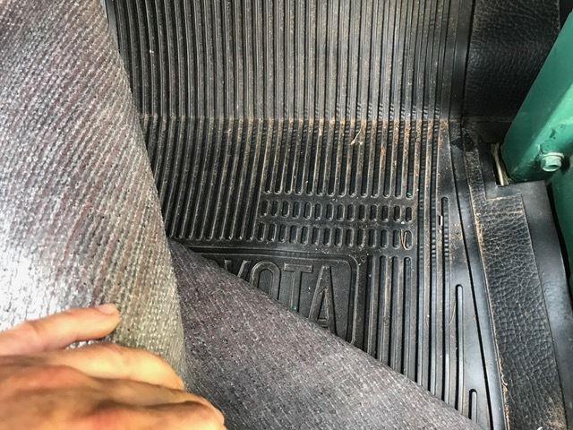 1978 Toyota Land Cruiser FJ40 - photo 11