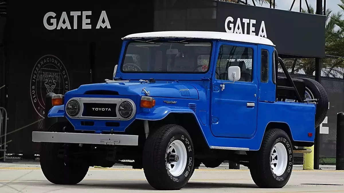 1978 TOYOTA LAND CRUISER FJ40 HARD TOP SOFT TOP BIMINI TOP INCLUDED. 1978 Toyota Land Cruiser