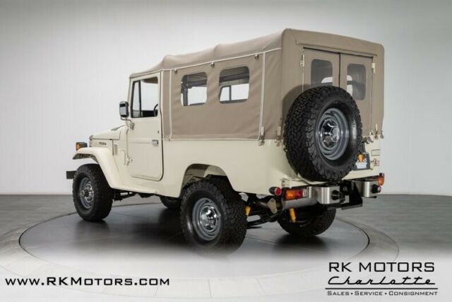 1978 Toyota Land Cruiser FJ43 - photo 11