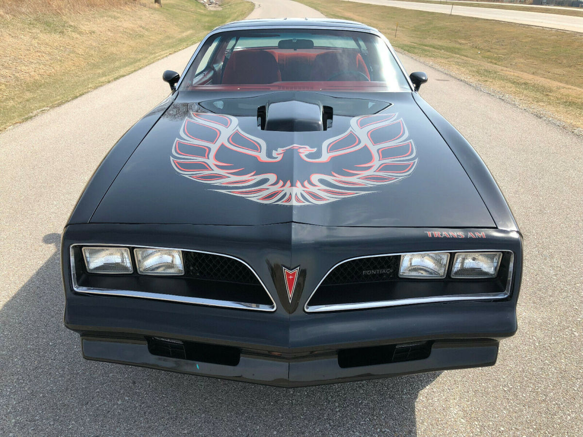 1978 Pontiac Trans Am 400ci, 4 Speed, Black, 17x9 Wheels, Fisher T-Tops - photo 3