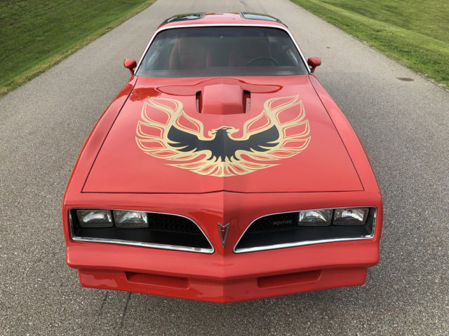 1978 Pontiac Trans Am - PHS Documented, T-Tops, 6.6 Litre V8, Mayan Red - photo 3