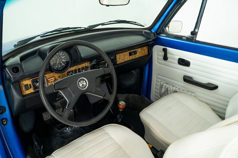 1978 Volkswagen Super Beetle Champagne Edition II - photo 2