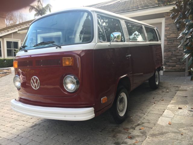 1978 Volkswagen Bus/Vanagon SUNROOF - REBUILT 2.0L FI ENGINE - WELL KEPT BUS! - photo 4