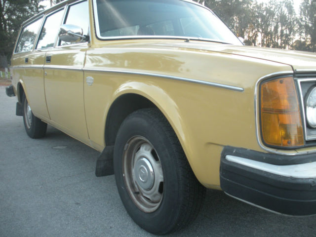 1978 Volvo 240 - photo 2