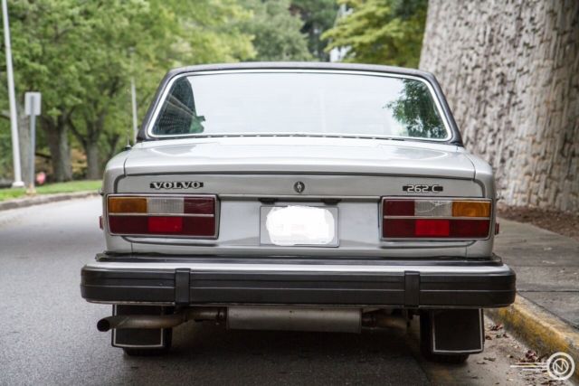 1978 Volvo 262c - photo 6