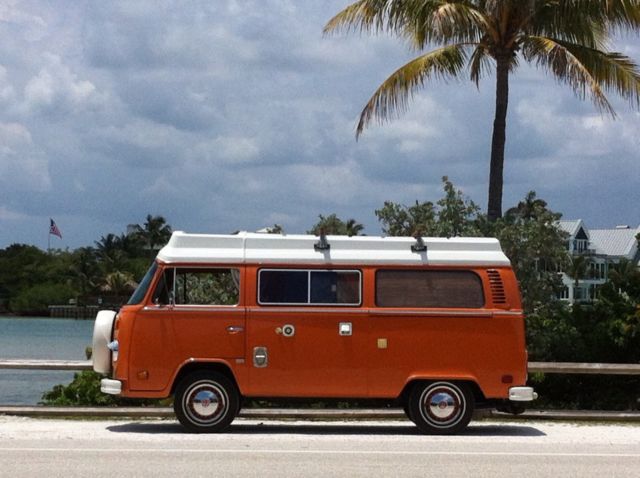 1978 VW Bus Rivera Camper, beach van, camping 1978 Volkswagen Bus/Vanagon Riviera