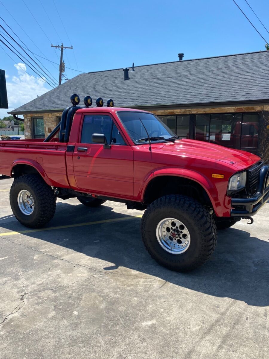 1983 Toyota Hilux SR5 - photo 5
