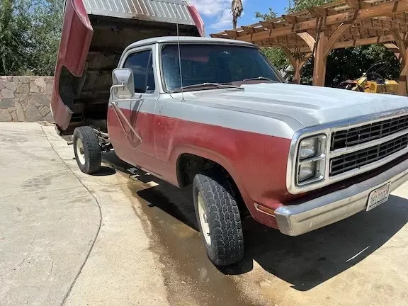 1979 Dodge 4x4 custom. dump