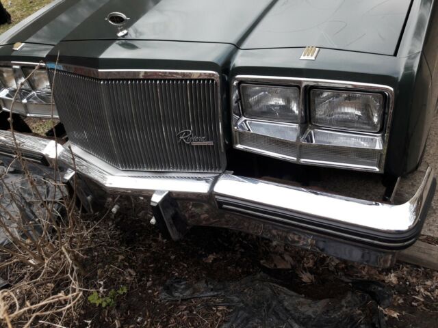 1979 Buick Riviera coupe