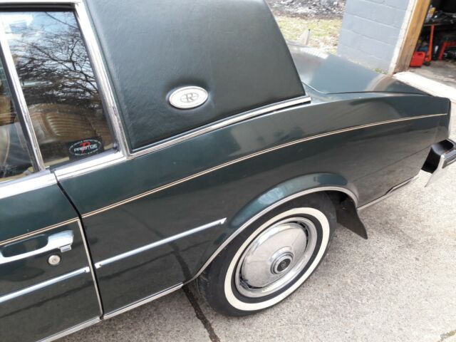 1979 Buick Riviera coupe - photo 4