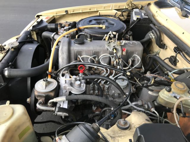 1979 Mercedes-Benz 200-Series - photo 3