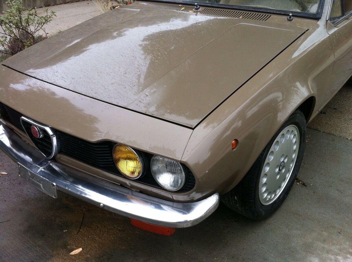 1979 Alfa Romeo Alfetta GTV tan - photo 3