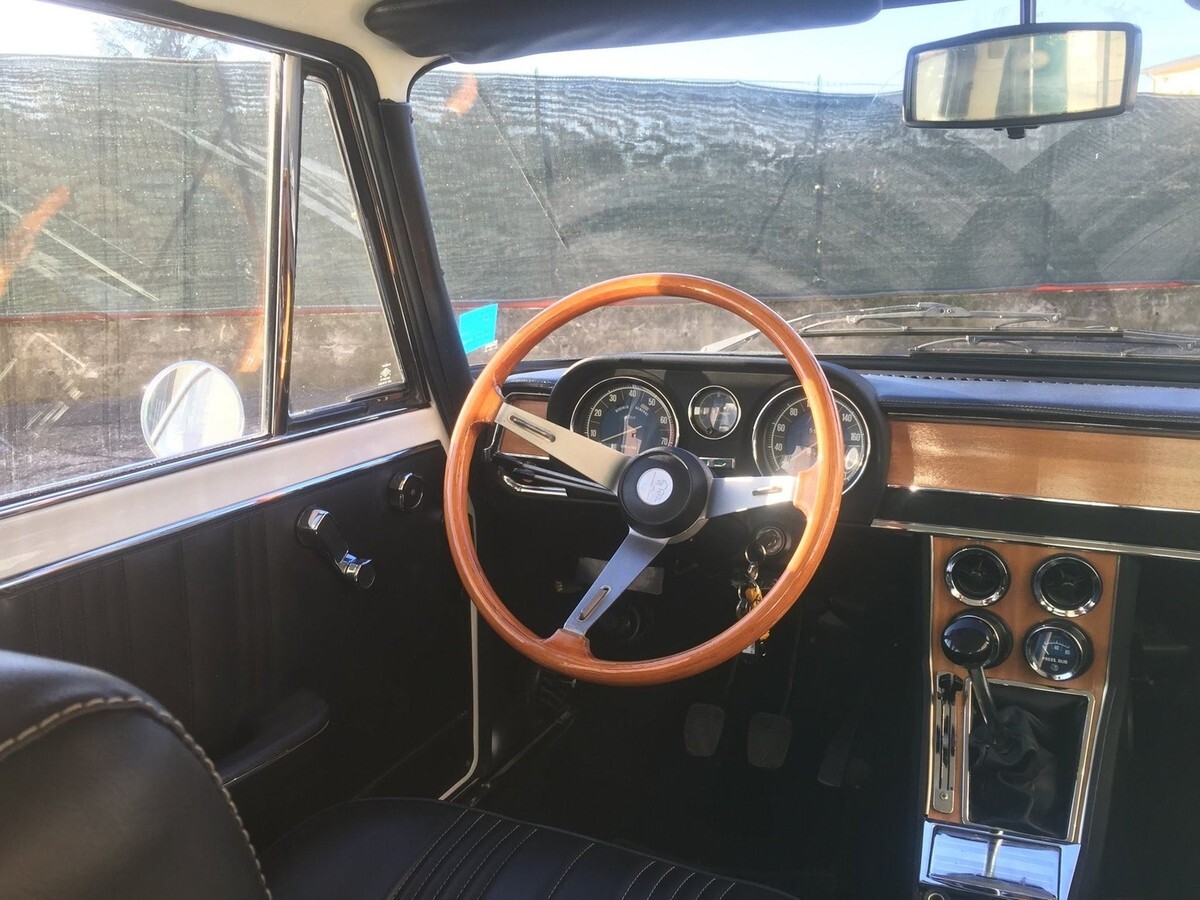 1979 Alfa Romeo Giulia Nuova Super 1600 Immaculate Interior, Rebuilt Carbs - photo 10